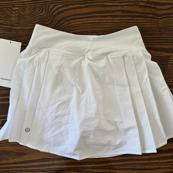 Lululemon Side-Pleat HR Tennis Skirt - white, size 2 - Picture 1 of 2